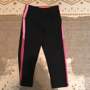 Victoria's Secret Knockout Crop